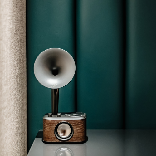 Sangean CP-100 (AM / FM / Bluetooth / AUX Retro Design Gramophone Radio) - 1 Year Manufacturer Warranty