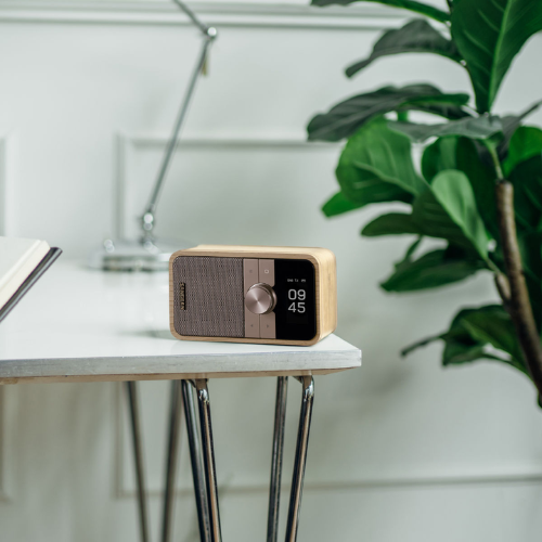 Sangean DDR-8 (DAB+ / FM-RDS / Bluetooth Wooden Cabinet Radio)