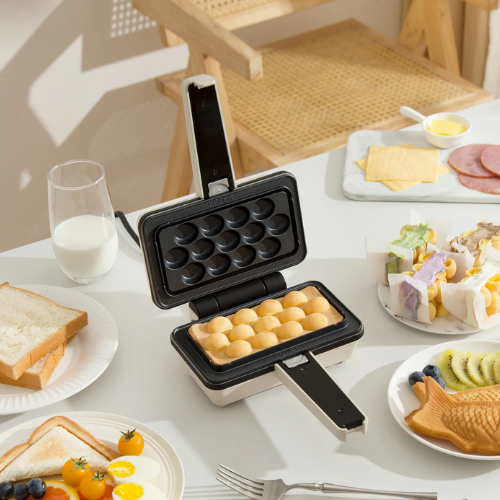 Vitantonio Egg Waffle Baker with Sandwich Maker (VEH-10A) FREE Wireless Handheld Mixer