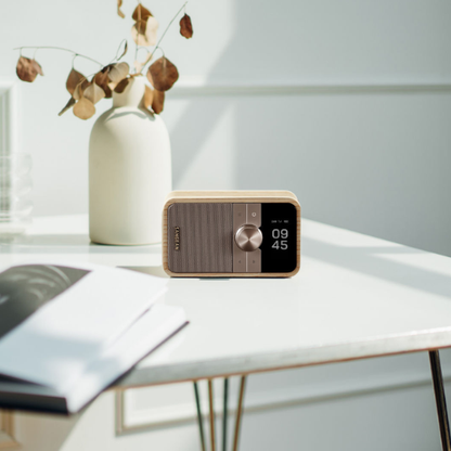 Sangean DDR-8 (DAB+ / FM-RDS / Bluetooth Wooden Cabinet Radio)