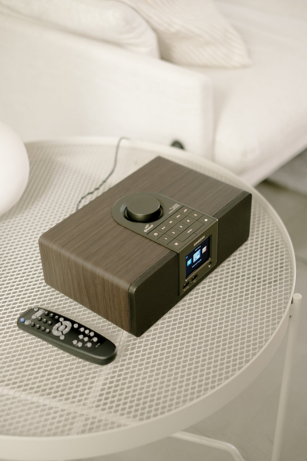 Sangean WFR-32 FCC Internet / AUX / Bluetooth / Spotify Connect / Cloud Music / Air Music Control Digital Wooden Radio